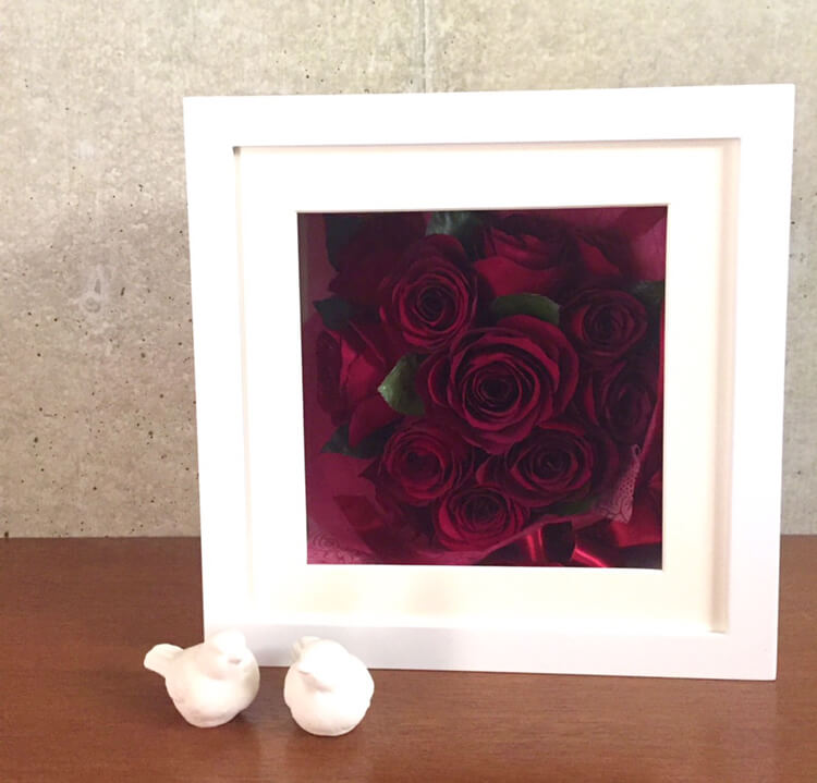 12本の赤バラ花束をリボン ラッピングそのままに保存 岐阜県可児市ブーケ保存加工専門店 Hanakanzashi 花かんざし