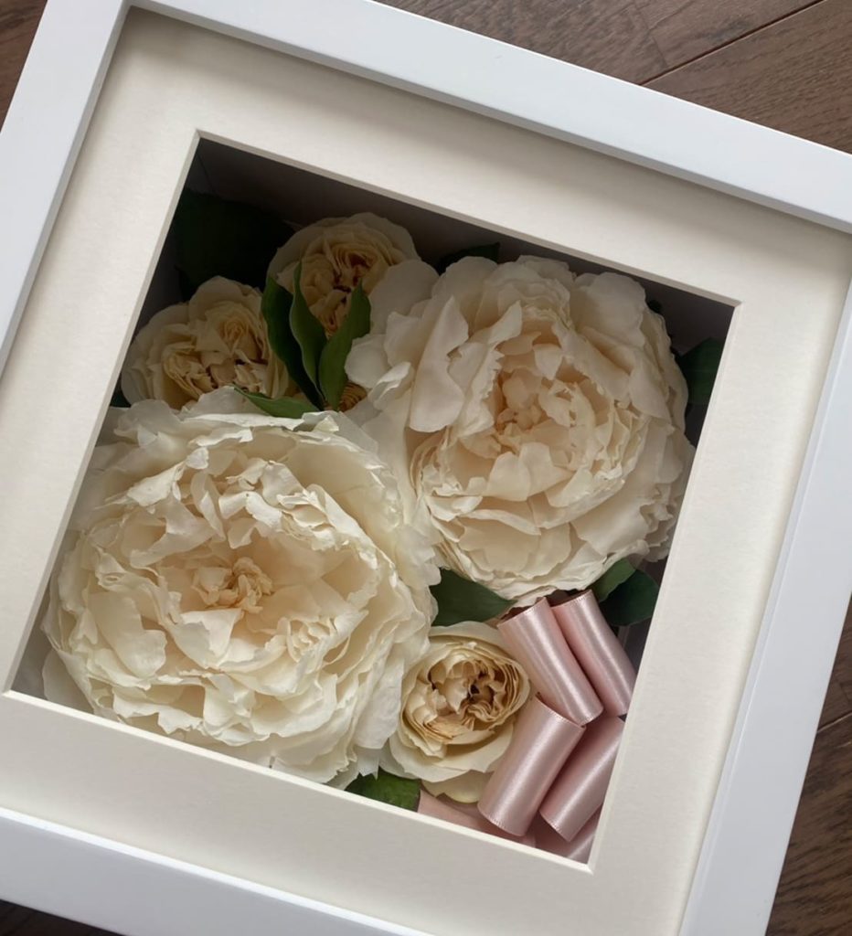 芍薬、薔薇のウェディングブーケからお作り